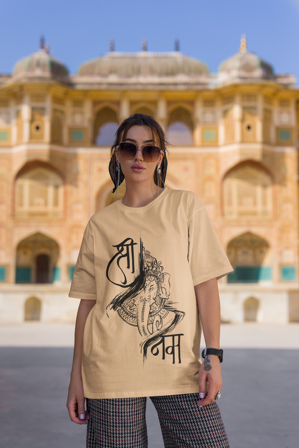 "गणपति मंत्र" Sanskrit Oversized T-Shirt – Soft Cotton, Lord Ganesha Spiritual Design